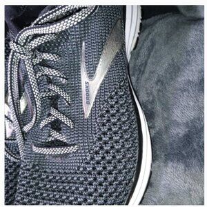 Brooks Revel 2 Women's Size 8 Running Shoe